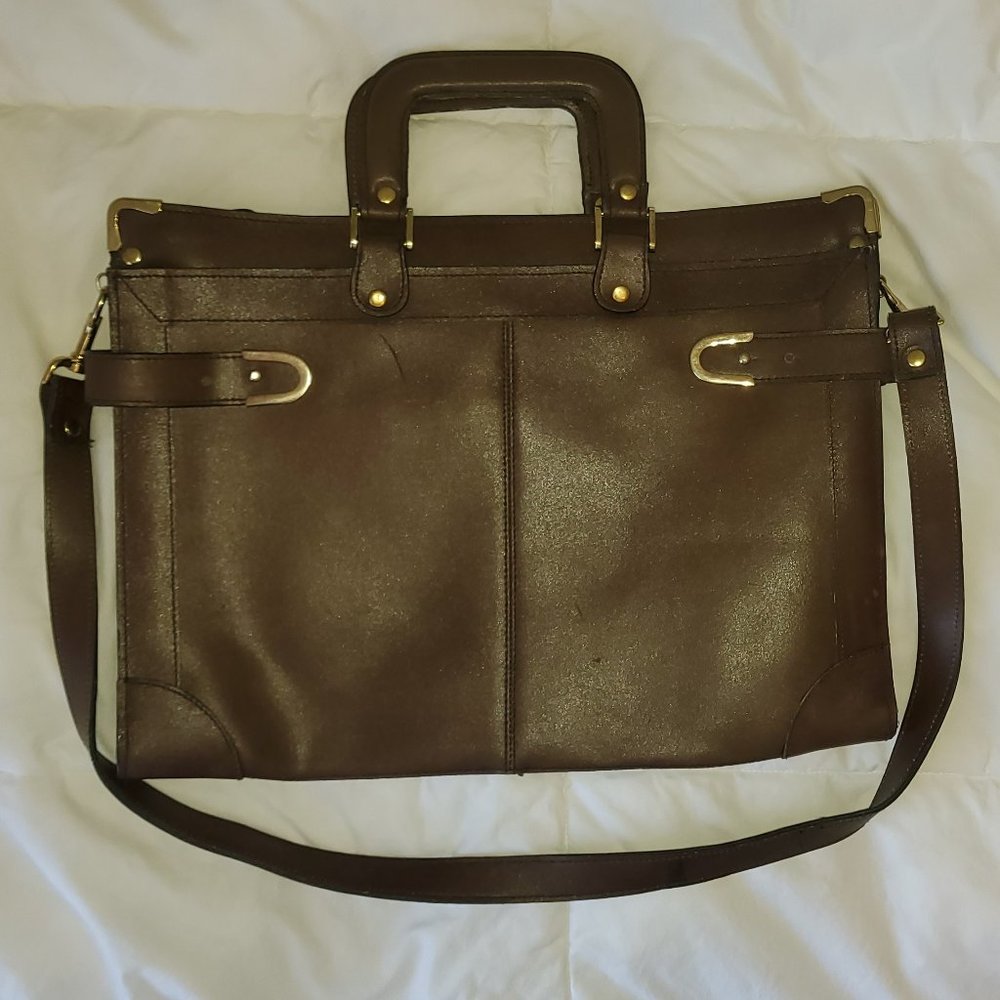 Hit Vintage  Briefcase/Portfolio case. Excellent piece!